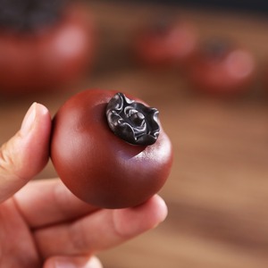 MSH Persimmon Tea Pet Ornaments en sable violet qui signifie que tout va bien - Product Image 1