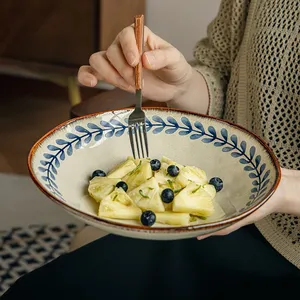 <span class=keywords><strong>Assiette</strong></span> à salade en céramique haut de gamme de 9 pouces, style Instagram, en forme de feuille de lotus, <span class=keywords><strong>assiette</strong></span> creuse pour l'exportation transfrontalière - Product Image 2