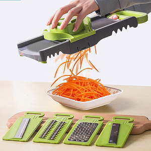 เครื่องหั่นผักอเนกประสงค์ Smile Mom B837 แบบใช้มือ ทำจากพลาสติก พร้อมที่ขูดมันฝรั่ง ที่ขูดแครอท ใบมีดสแตนเลส 18/0 - Product Image 6