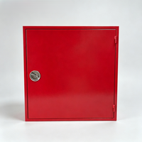 Armoire murale pratique et peu encombrante pour enrouleur de tuyau d'incendie, idéale pour les couloirs de sécurité publique des hôtels