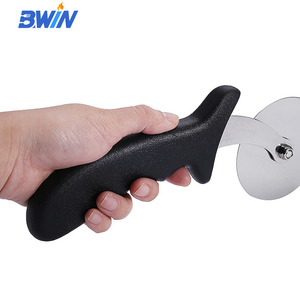 <span class=keywords><strong>Tagliapizza</strong></span> in Acciaio Inossidabile di Grado Commerciale, Resistente alla Ruggine, Ecologico, Antiaderente, per Uso Alimentare, Alta Qualità, per Pizzerie e Caffè - Product Image 2