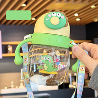 Gobelet d'apprentissage Kawaii pour tout-petits, 330 ml, anti-fuite, sans BPA, réutilisable, bouteille d'eau en plastique pour enfants avec paille/sangle