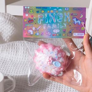 Vente directe usine en gros : Autocollants anime TPR, cadeau unique, jouets squishy extra doux en forme de patte de chat Taba - Product Image 3