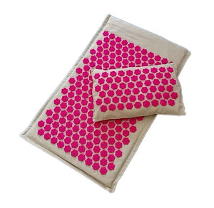 Ensemble de tapis d'acupression personnalisable de qualité supérieure, respectueux de l'environnement, en lin naturel et en fibre de coco, pour soulager la douleur, avec coussin - Product Image 6