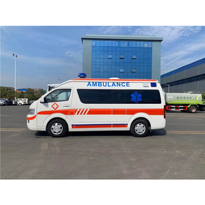 Ambulancia Diésel FOTON CS2 G9 de Alta Calidad, Vehículo Médico Tipo Sala de Estancia, Emisión Euro 2, Conducción por la Izquierda - Product Image 4