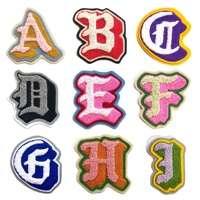 Patch Alphabet Adhésif Personnalisé en Chenille Brodé Lettres Anglaises A-Z Cœur Écologique pour Vêtements et Chapeaux