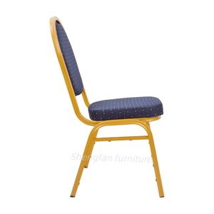 Chaise <span class=keywords><strong>de</strong></span> banquet bleu royal européen, dossier haut, cadre en métal doré, chaise <span class=keywords><strong>de</strong></span> réception VIP pour événement <span class=keywords><strong>de</strong></span> luxe, logo personnalisé disponible - Product Image 4