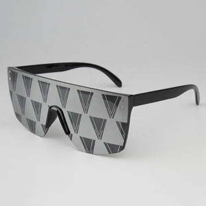 <span class=keywords><strong>Lunettes</strong></span> <span class=keywords><strong>de</strong></span> soleil design <span class=keywords><strong>de</strong></span> luxe en gros 2025 <span class=keywords><strong>lunettes</strong></span> <span class=keywords><strong>originales</strong></span> <span class=keywords><strong>lunettes</strong></span> d'extérieur nuances Pc cadre géométrique classique dame miroirs femmes homme - Product Image 3