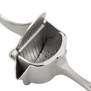 Exprimidor Manual de Aluminio para Cocina, Herramienta para Exprimir Limones y Frutas - Product Image 3