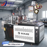 Équipement automatique double poste pour assiettes en carton 130 pièces/min avec PLC intelligent pour la restauration et les buffets de grands événements (assiettes jetables)