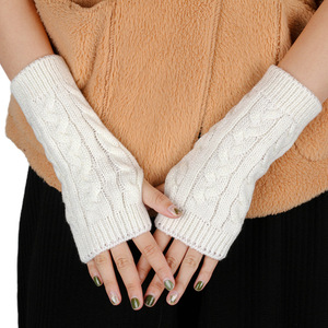 I-0211 Hot Winter <b>Gloves</b> Warm Yarn Half Finger Short Wrist Finger Arm Cover Winter Warm Acrylic Sleeve Warm <b>Woolen</b> <b>Gloves</b> - Product Image 4