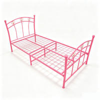 Lit double moderne en métal rose avec tête de lit en forme de cœur, structure de lit en fer robuste pour enfants
