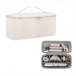 Sac de rangement de luxe matelassé pour maquillage et beauté, pochette antidérapante pour fer à friser et outils capillaires - Product Image 6