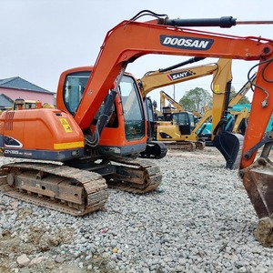 Excavadora usada Doosan DX85 de 8 toneladas a la venta Maquinaria de movimiento de tierras con componentes centrales Motor Cojinete de bomba de engranajes - Product Image 2