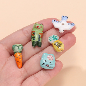 ลูกปัดเซรามิกลายการ์ตูนสัตว์เพ้นท์มือ รูปทรงหลากหลาย สำหรับทำสร้อยข้อมือ วัสดุทำเครื่องประดับ DIY - Product Image 4