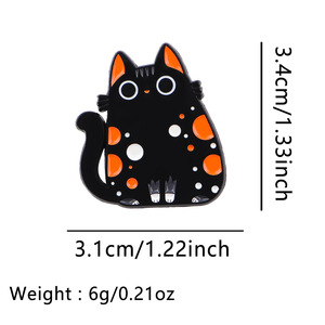 Ensemble de broches en émail personnalisées en usine, motif chat Kawaii, chat noir à pois mignon tenant un chaton <span class=keywords><strong>orange</strong></span> à blocs de couleur, broche en métal pour cadeau - Product Image 5