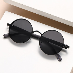 2025 Dropshipping nuova moda Cool Design uomini circolari occhiali da sole da esterno UV400 donne occhiali da sole oro/bianco PC metallo cerniera - Product Image 4