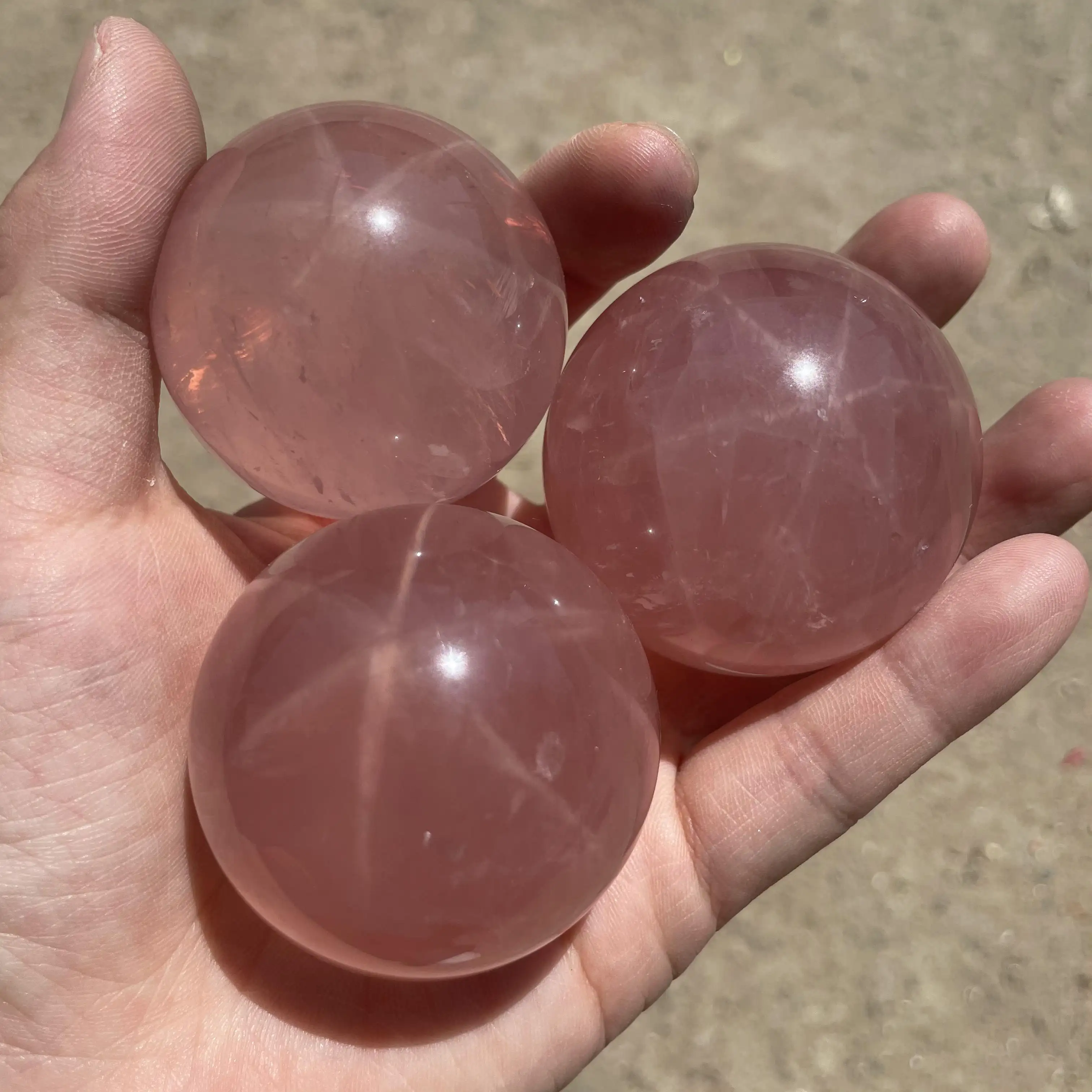 high quality rose quartz sphere with flashy star light pink quartz crystals healing balls crafts