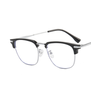 <span class=keywords><strong>Gafas</strong></span> <span class=keywords><strong>de</strong></span> miopía <span class=keywords><strong>de</strong></span> luz azul <span class=keywords><strong>de</strong></span> tendencia 2024, <span class=keywords><strong>gafas</strong></span> <span class=keywords><strong>de</strong></span> miopía <span class=keywords><strong>de</strong></span> nueva <span class=keywords><strong>moda</strong></span> Unisex para hombres y mujeres, <span class=keywords><strong>gafas</strong></span> graduadas transparentes <span class=keywords><strong>de</strong></span> lujo - Product Image 4