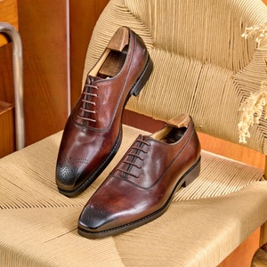 Zapatos Oxford de Cuero con Cordones y Parches, Estilo Inglés, Hechos a Mano, Formales, para Hombre, con Aumento de Altura - Product Image 5