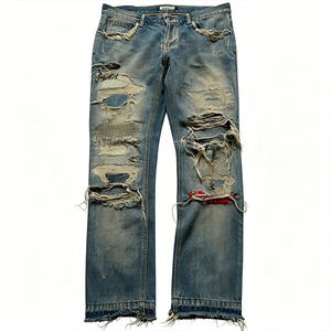 Jeans da uomo a gamba dritta distressed, pesanti 14oz, blu vintage lavato, stile grunge streetwear, con cuciture rosse, 2026 - Product Image 1