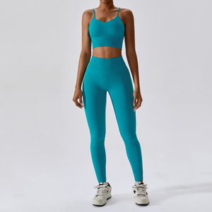 <span class=keywords><strong>Gym</strong></span> senza soluzione di continuità Fitness Set 4 Pce scricchiolante fondo <span class=keywords><strong>Usa</strong></span> palestra Set per l'asciugatura rapida dell'abbigliamento da palestra