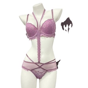Conjunto de sujetador con cuello halter de encaje morado sexy al estilo francés, popular entre las influencers en línea, top fino y parte inferior gruesa para un look voluptuoso. - Product Image 5