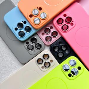 Para iPhone 16 Pro Max Funda de TPU sólida-Película de protección de lente, interior de terciopelo, botones galvanizados, anillo magnético, MOQ 100 - Product Image 2