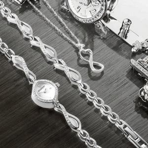 Reloj Casual para Mujer 2025, Nuevo Modelo con Esfera Analógica, Esfera de Perla, Cadena de Acero Inoxidable, Diamantes Ovalados y Cuarzo - Product Image 4