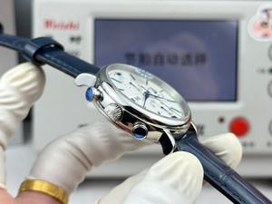 Montres mécaniques à prix réduit avec un design tendance, fonction calendrier de haute qualité, bracelet bleu - Product Image 4