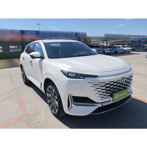 Coche Usado Guazi <span class=keywords><strong>2021</strong></span> Changan UNI-K en Stock Gasolina 2.0T Automático SUV LHD para Familia Euro VI Blanco 5 Asientos - Product Image 3