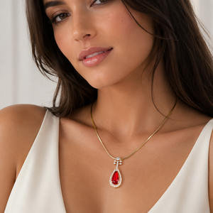 Collier pendentif goutte <span class=keywords><strong>d</strong></span>'eau en rubis rouge sang de pigeon pour <span class=keywords><strong>femme</strong></span>, chaîne de clavicule en pierre colorée de luxe, bijoux de mode - Product Image 1