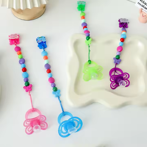 Vente en gros de tétines confortables en silicone de qualité alimentaire pour bébé avec bouche pour bébé - Product Image 4