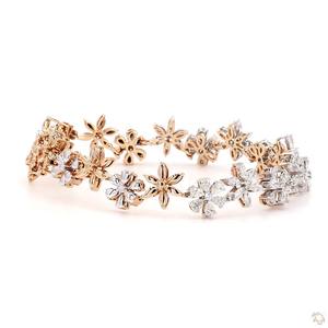 Bracelet élégant en or et diamants pour femme, design haut de gamme, finition polie, léger, confortable, bijou tendance, cadeau - Product Image 3