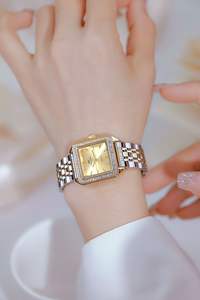 <span class=keywords><strong>นาฬิกา</strong></span>ควอตซ์<span class=keywords><strong>ผู้หญิง</strong></span> BS Luxury สา<span class=keywords><strong>ย</strong></span>สแตนเลสแท้ ตัวเรือนทรงเหลี่<span class=keywords><strong>ย</strong></span>ม กันน้ำ 3ATM <span class=keywords><strong>นาฬิกา</strong></span>แฟชั่นสำหรับสุภาพสตรี - Product Image 6