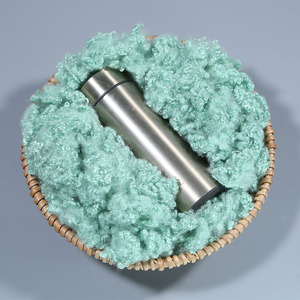 Tissu en microfibre <span class=keywords><strong>de</strong></span> haute qualité Fibre creuse Tissu en microfibre <span class=keywords><strong>de</strong></span> polyester en fibre <span class=keywords><strong>de</strong></span> <span class=keywords><strong>cellulose</strong></span> verte - Product Image 3