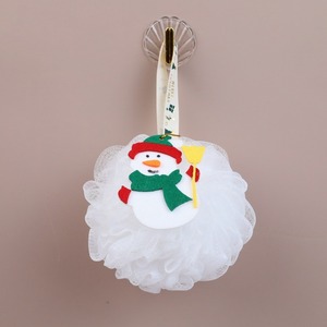 Balle de bain en maille PE de la série Noël |   Éponge de douche douce et résistante |   Boule de bain de 50 g pour spa et maison - Product Image 6