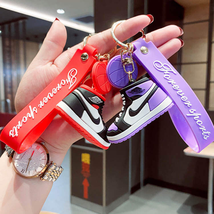3D Cheap Mini Sneaker rubber silicone Shoe PVC Keychains Cool Plastic Custom Kpop Jordan Keychain