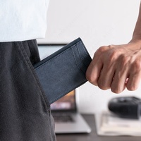 Dompet Kartu Kulit Anti-RFID NFC dengan Pelindung, Bahan Aluminium Pop-up, Harga Pabrik untuk Pria
