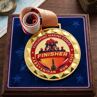 Médaille de course en alliage de zinc doré avec finition émaillée, logo graphique d'équipe personnalisé en 3D, pulvérisation de couleur, bord taillé en diamant