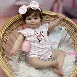 Poupée Reborn en Vinyle de <span class=keywords><strong>18</strong></span> Pouces pour Filles, Cheveux Bouclés Réalistes, Poupée Nouveau-né Réaliste avec Jeu d'Imitation et Décoration de Crèche - Product Image 1