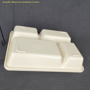 Thiết kế hiện đại tùy chỉnh màu sắc melamine bốn lưới trắng Bento Box với nắp bắt chước gốm chấp nhận decal cho bữa ăn tối hoặc salad - Product Image 4
