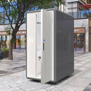 Remorque de toilettes de luxe grande capacité pour événements prolongés, dotée de plusieurs toilettes, de grands réservoirs de stockage et d'un poste de <span class=keywords><strong>toilette</strong></span> conforme ADA - Product Image 1