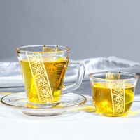 Ensemble de 3 tasses à thé turques résistantes à la chaleur avec soucoupes, design floral doré arabe, tasses à café en verre, tasses à thé et soucoupes en verre