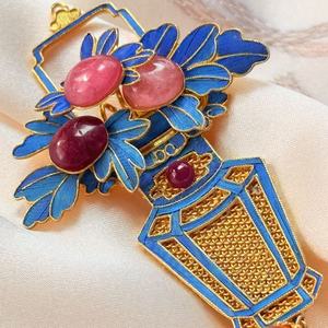 Broche rubis d'une élégance discrète |   Panier à fleurs en argent plaqué or pour enfants, idéal pour les mariages, les fiançailles et les fêtes, design LANTING - Product Image 1