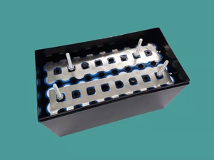 แพ็คแบตเตอรี่ LiFePO4ลิเธียมไอออน12.8V แบบชาร์จไฟได้25Ah กำหนดเอง - Product Image 2