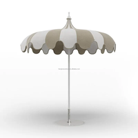 HH Mobilier de jardin Parapluie Restaurant Piscine Personnalisé Café Extérieur Parasol Plage Décalage Patio Gland Soleil Parapluie Pagode Parapluie