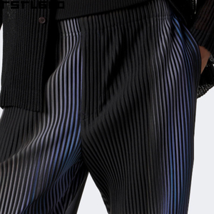 Pantalones Rectos Plisados Personalizados para Hombre, Degradado Negro Marino, Pliegues de Acordeón, Cintura Alta Elástica, Estilo Urbano Y2K, Venta al Por Mayor - Product Image 5