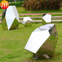 Sculpture géométrique en acier inoxydable EL112, sculpture abstraite en acier inoxydable poli miroir pour l'extérieur