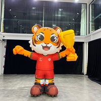 Mascotte gonflable géante de tigre de dessin animé de qualité commerciale, tenant un trophée, en tissu Oxford, pour événements sportifs